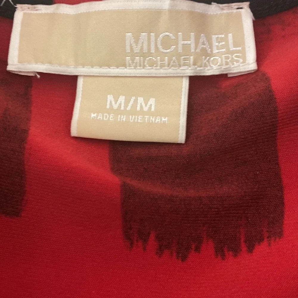 Michael Kors size medium red and black droop neck blouse - Picture 2 of 6